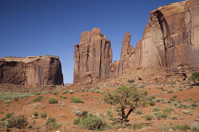 205 Monument Valley.jpg